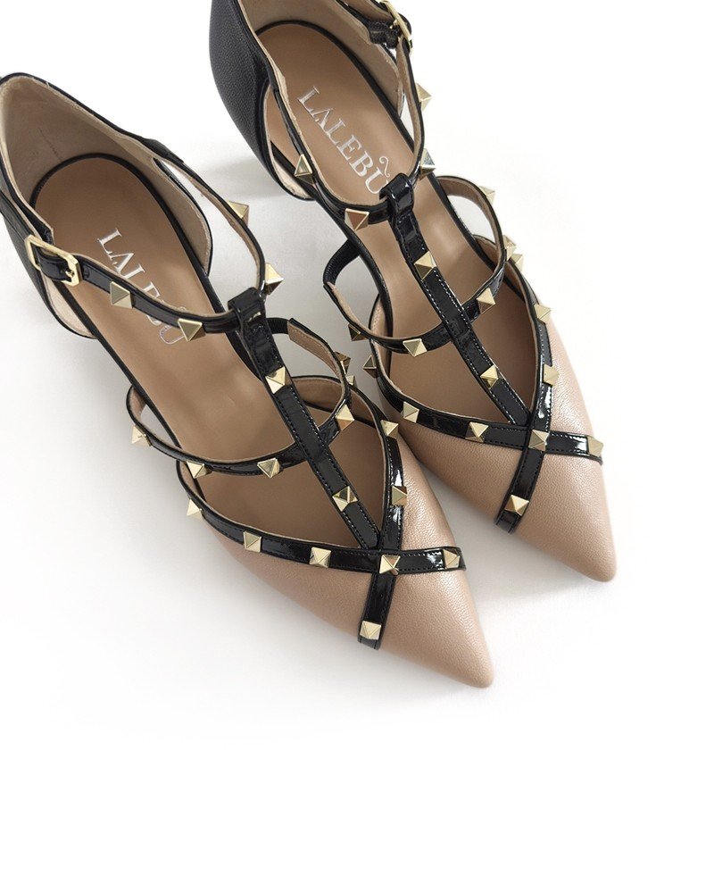 Zapato Tachuelas Beige y Negro 6 cms